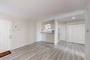 9520 Royal Ln, Dallas, TX 75243 - Photo 3