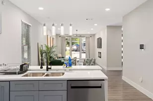 2021 Leath St, Dallas, TX 75212 - Photo 7