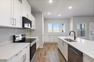 4011 Lecroy Ct, Midlothian, TX 76065 - Photo 9