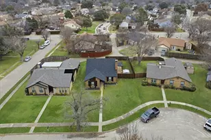 1705 Redbird Cir, Lewisville, TX 75067 - Photo 39