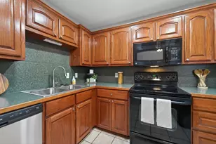 512 Oakridge Dr, Greenville, TX 75402 - Photo 17