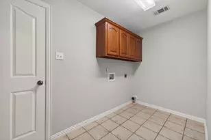 512 Oakridge Dr, Greenville, TX 75402 - Photo 31