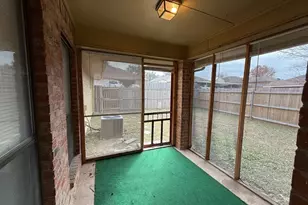 816 Summit Dr, DeSoto, TX 75115 - Photo 13