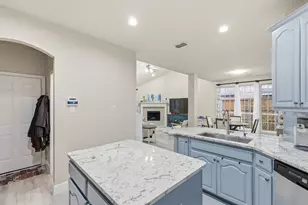 2122 Trickling Creek Dr, Garland, TX 75041 - Photo 11