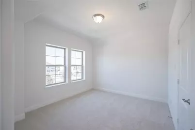 8724 Treeline Parkway, Justin, TX 76247 - Photo 17