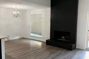 2106 Misty Meadow Ct, Carrollton, TX 75006 - Photo 5