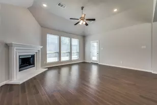 4720 Bonfire Way, Little Elm, TX 76227 - Photo 7