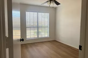 3642 Foxboro Ln, Carrollton, TX 75007 - Photo 13