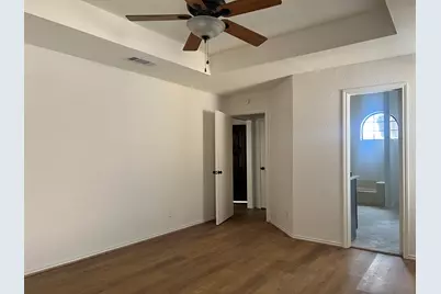 3642 Foxboro Lane, Carrollton, TX 75007 - Photo 17