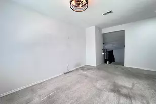 1818 Cripple Creek Dr, Garland, TX 75041 - Photo 21