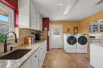 8240 Kramer Street, Lillian, TX 76061 - Photo 13