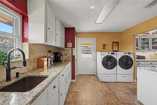 8240 Kramer St, Lillian, TX 76061 - Photo 13