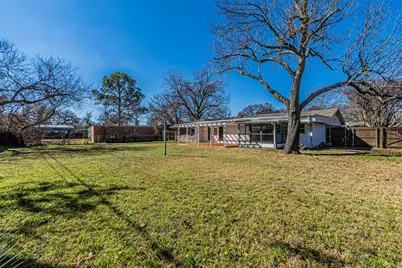 626 Kingston Drive, Irving, TX 75061 - Photo 37