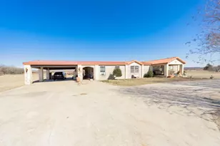 474 Hanging Tree Rd, Bowie, TX 76230 - Photo 15