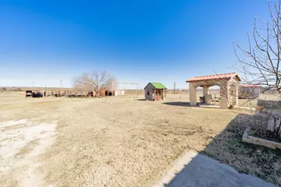 474 Hanging Tree Road, Bowie, TX 76230 - Photo 17