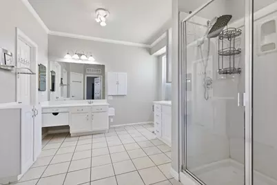 3825 Island Court, Carrollton, TX 75007 - Photo 23