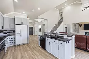 3825 Island Ct, Carrollton, TX 75007 - Photo 15