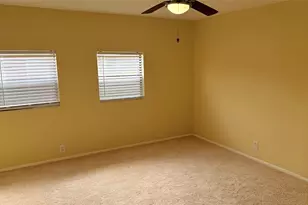 1102 Poindexter Ave, Cleburne, TX 76033 - Photo 17