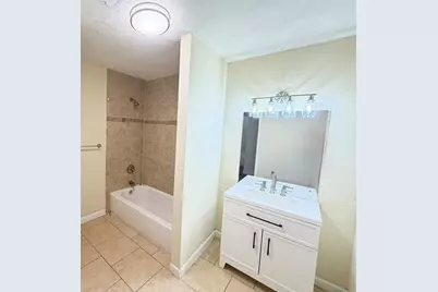 1102 Poindexter Avenue, Cleburne, TX 76033 - Photo 15