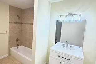 1102 Poindexter Ave, Cleburne, TX 76033 - Photo 15