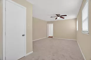 1102 Poindexter Ave, Cleburne, TX 76033 - Photo 17