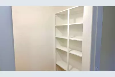 1102 Poindexter Avenue, Cleburne, TX 76033 - Photo 11