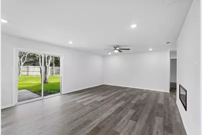 6202 Glenmoor Drive, Garland, TX 75043 - Photo 27
