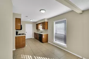 907 Potomac Dr, Lancaster, TX 75134 - Photo 13