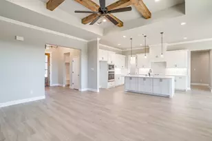 1016 Freedom Ct, Weatherford, TX 76088 - Photo 13