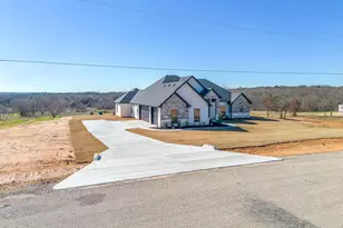 1016 Freedom Ct, Weatherford, TX 76088 - Photo 39