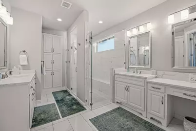 2040 Spieth Street, Granbury, TX 76048 - Photo 25