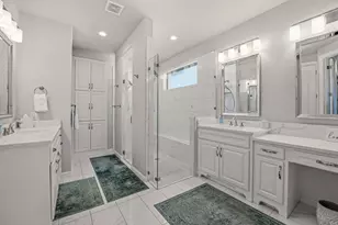 2040 Spieth St, Granbury, TX 76048 - Photo 25