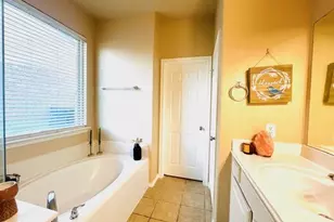 408 Fairway Bluff Dr, Wylie, TX 75098 - Photo 11