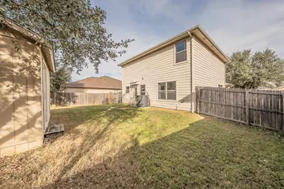 1906 Beach Drive, Dallas, TX 75051 - Photo 37