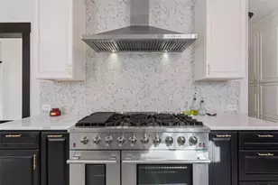 900 W 6th St, McGregor, TX 76657 - Photo 17