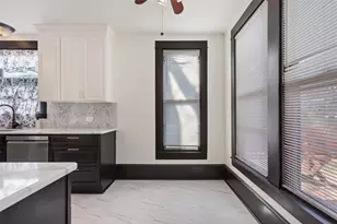 900 W 6th St, McGregor, TX 76657 - Photo 15