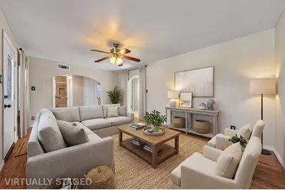 1112 E Mitchell Street, Arlington, TX 76010 - Photo 9