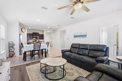 16409 Marinette Court, Justin, TX 76247 - Photo 19