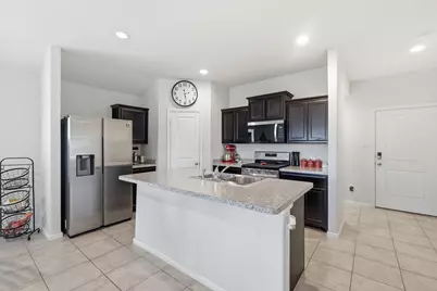 16409 Marinette Court, Justin, TX 76247 - Photo 13