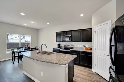 503 Woodhaven Drive, Waxahachie, TX 75165 - Photo 9