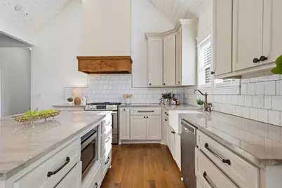 2108 Fort Avenue, Waco, TX 76707 - Photo 9