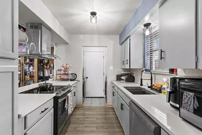 8660 Wolfwood Lane, Dallas, TX 75217 - Photo 13