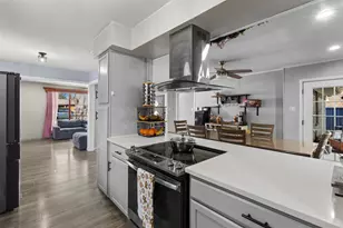 8660 Wolfwood Ln, Dallas, TX 75217 - Photo 15