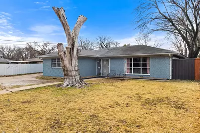 8660 Wolfwood Lane, Dallas, TX 75217 - Photo 3