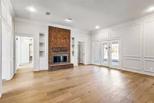 2942 Woodland Hills Dr, Grapevine, TX 76051 - Photo 5