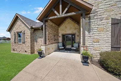 577 Hidden Lakes Boulevard, Gunter, TX 75058 - Photo 5