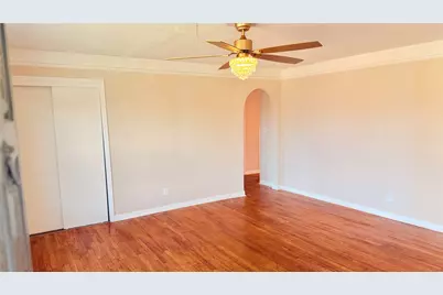 2816 Gardenia Street, Fort Worth, TX 76119 - Photo 5