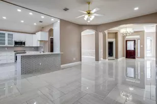 8119 La Frontera Trail, Arlington, TX 76002 - Photo 9