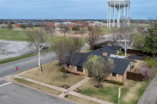 3217 Dauphine Dr, Sherman, TX 75090 - Photo 3