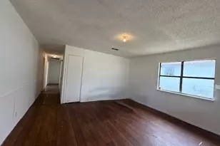 1605 E 10th Ave, Corsicana, TX 75110 - Photo 5